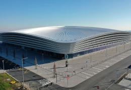 <p>The new municipal multi-functional sports hall in the Hungarian city of Szekesfehervar is the home of sports (ma</p>