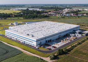 <p>D2 Logistics Park ("D2LP") is a 56,000 m2 modern industrial park for distribution and light manufacturing.</p>