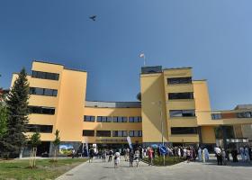 <p>V nemocnici ve Frýdku-Místku, jejímž zřizovatelem je Moravskoslezský kraj, vyrostl nový moderní pětipatrový pavi</p>